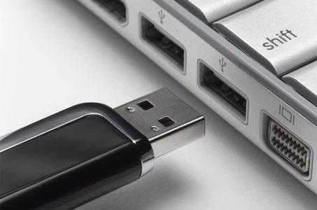 عدة نصائح لإصلاح مشكلة عدم تعرف حاسوب ويندوز 10 على أجهزة USB